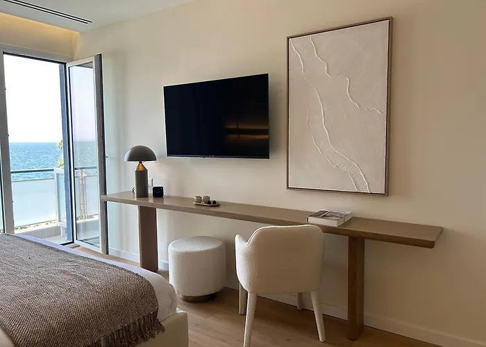Luxury White Tower