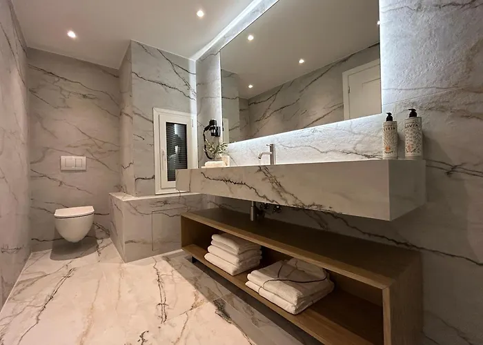 Luxury White Tower *